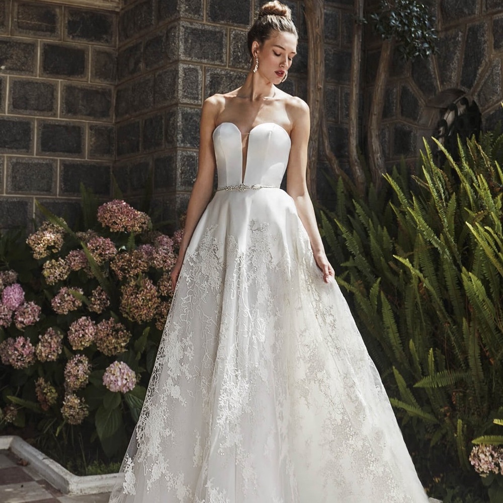 Calle Blanche Lennon Strapless Belted Wedding Gown Altered